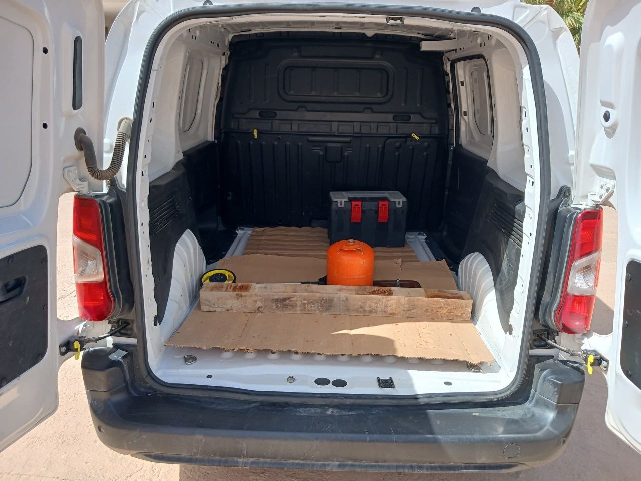 Fiat Doblo commercial  2024 5