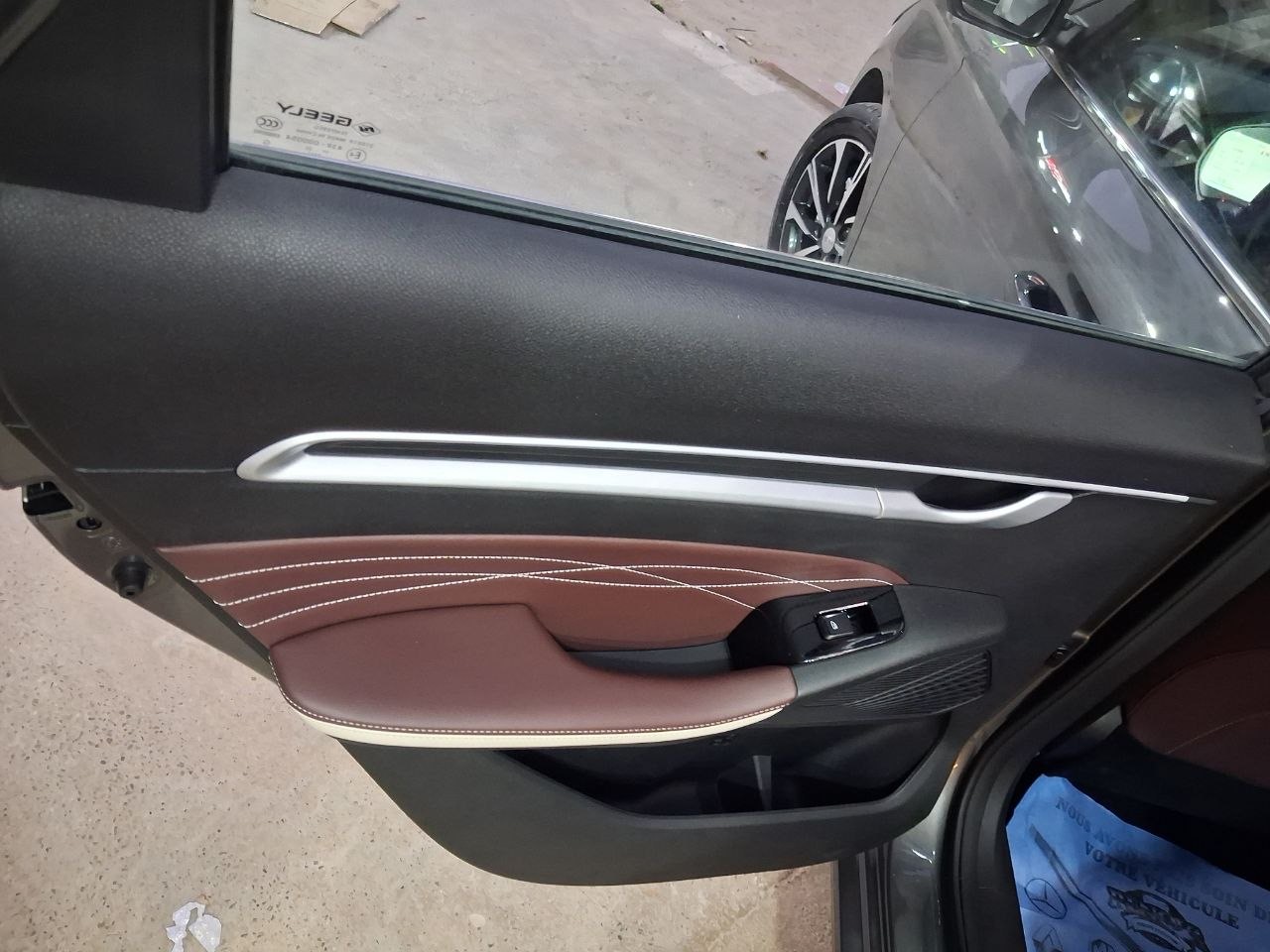 Geely Emgrand  Auto  2026 14