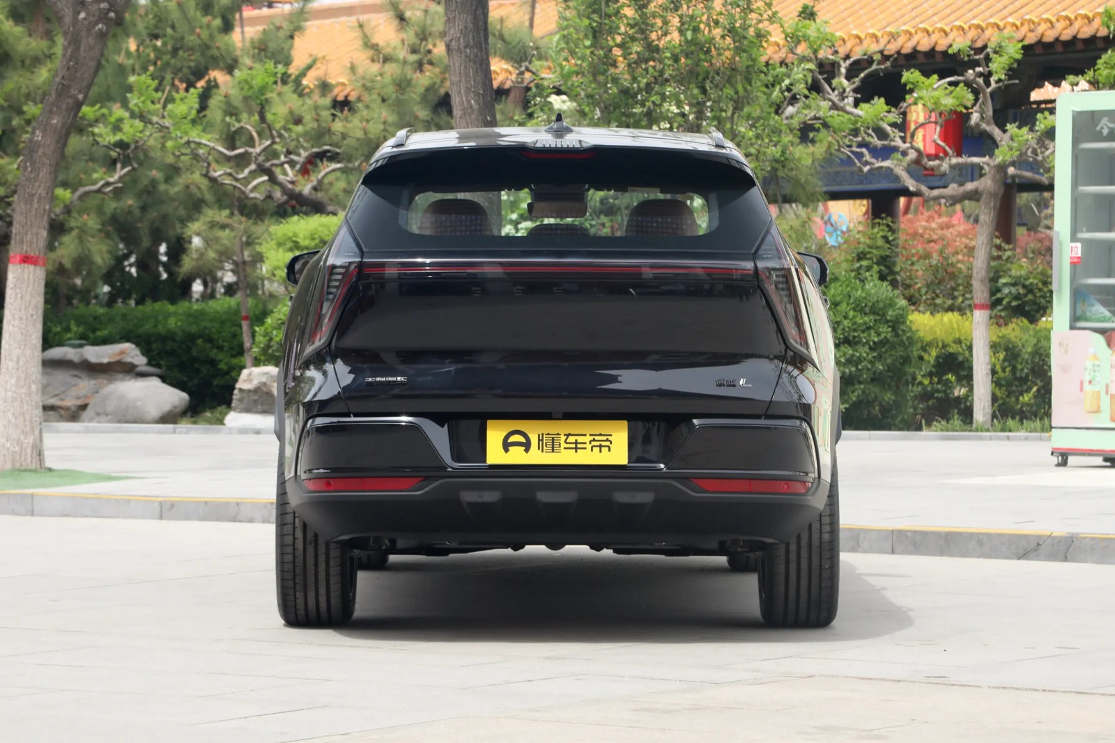 Geely ATALAS L 2026 1.5 DCT JINXIU 2026 4