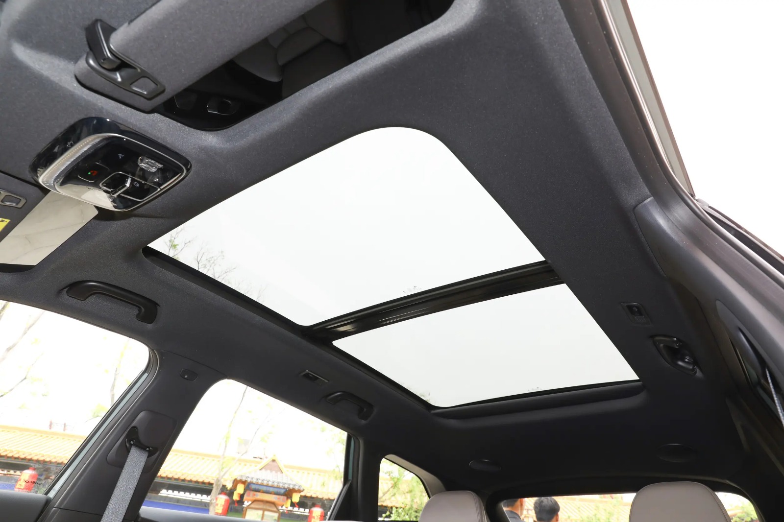 Geely ATALAS L 2026 1.5 DCT JINXIU 2026 15