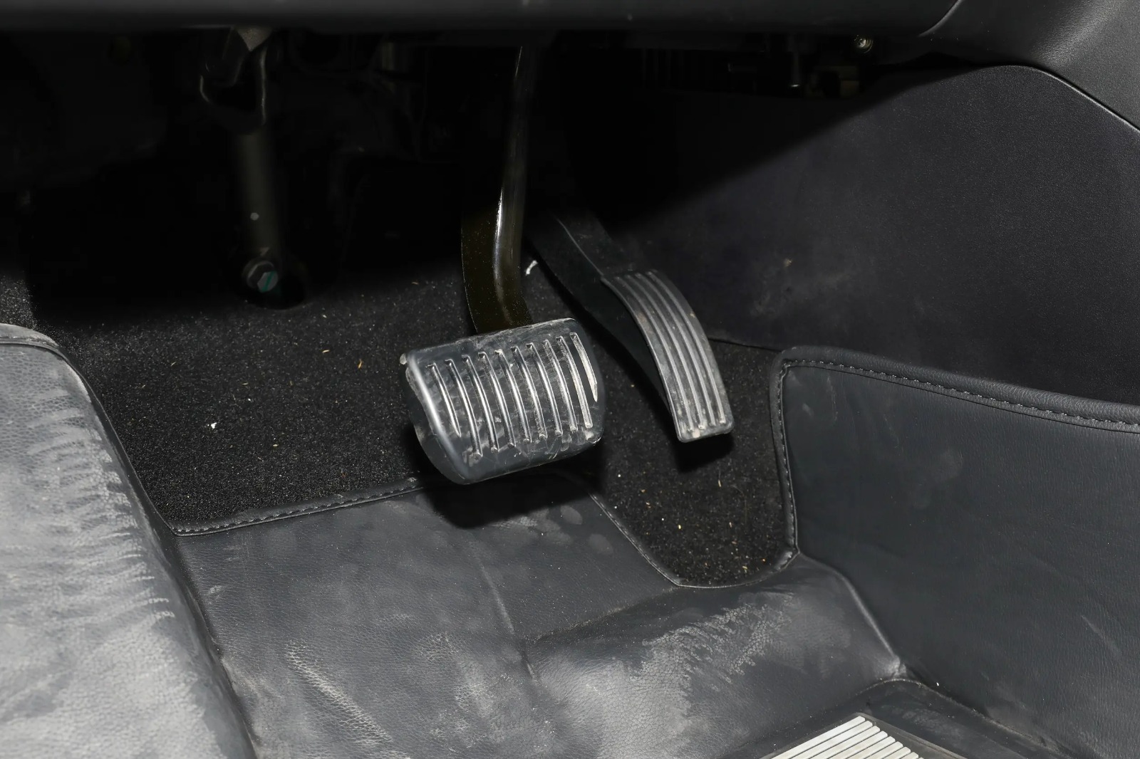 Geely ATALAS L 2026 1.5 DCT JINXIU 2026 17