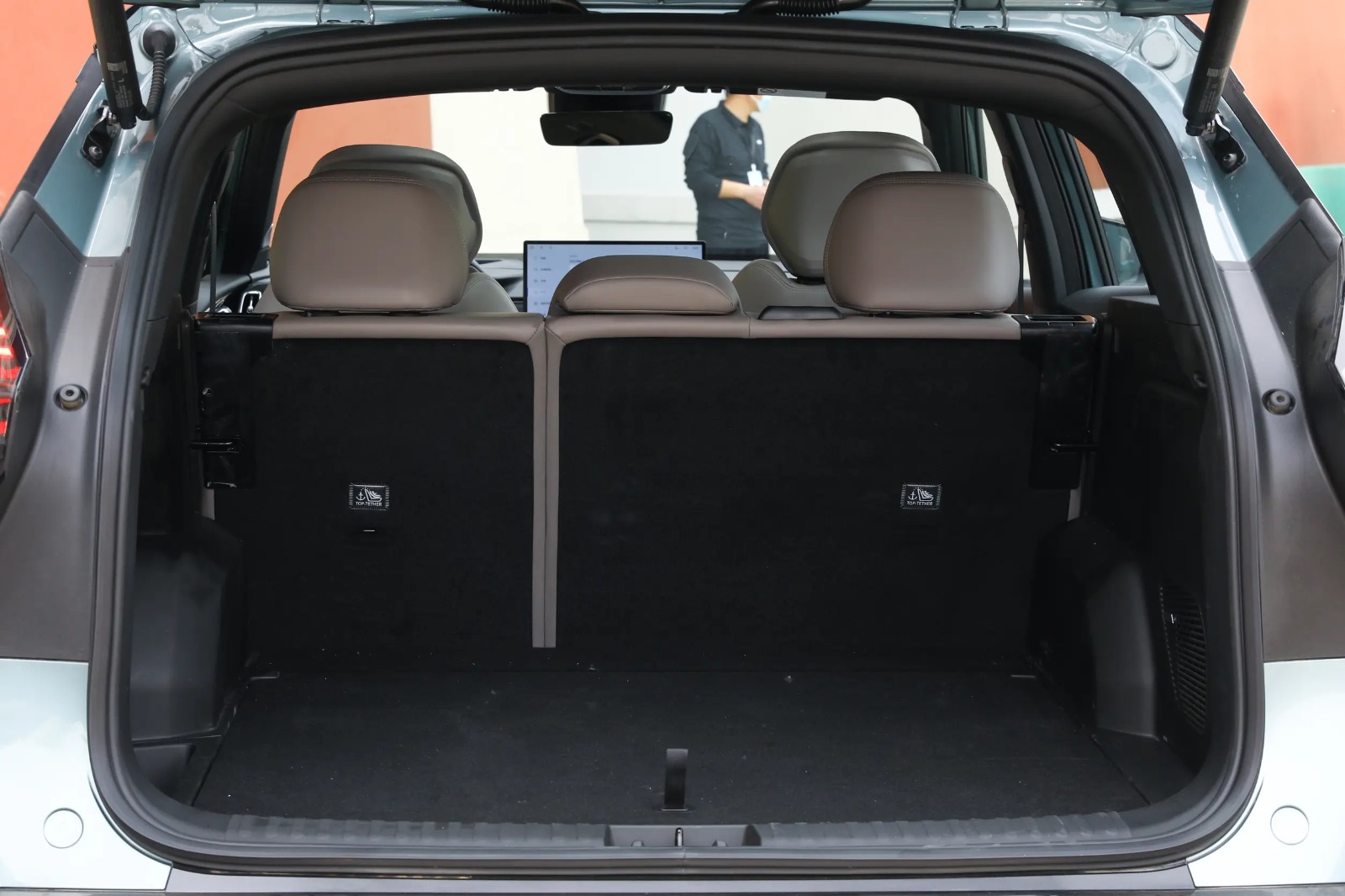 Geely ATALAS L 2026 1.5 DCT JINXIU 2026 18