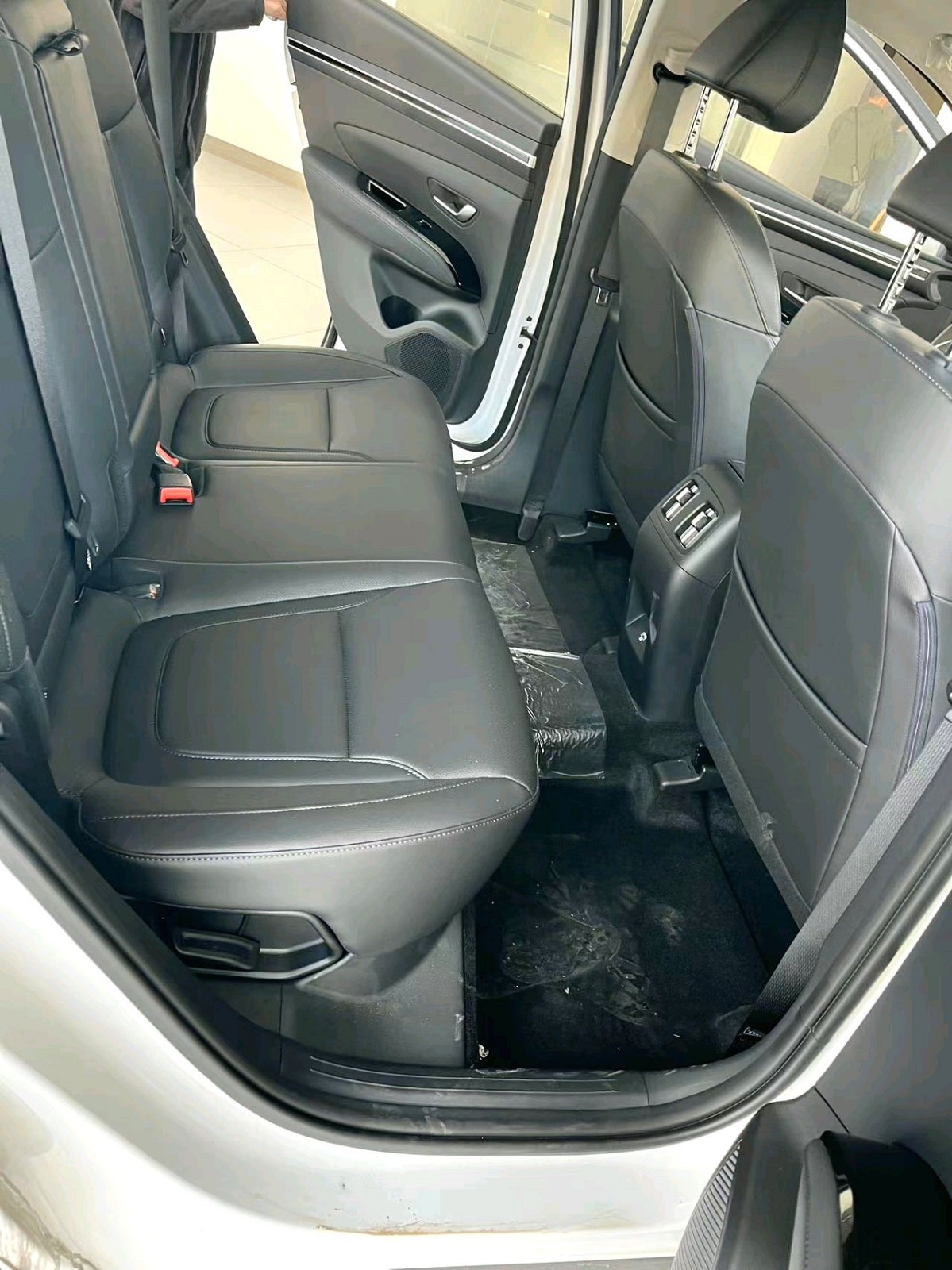 Hyundai 2023 Tucson L 1.5T LUX Premium Automatic Edition 2023 3