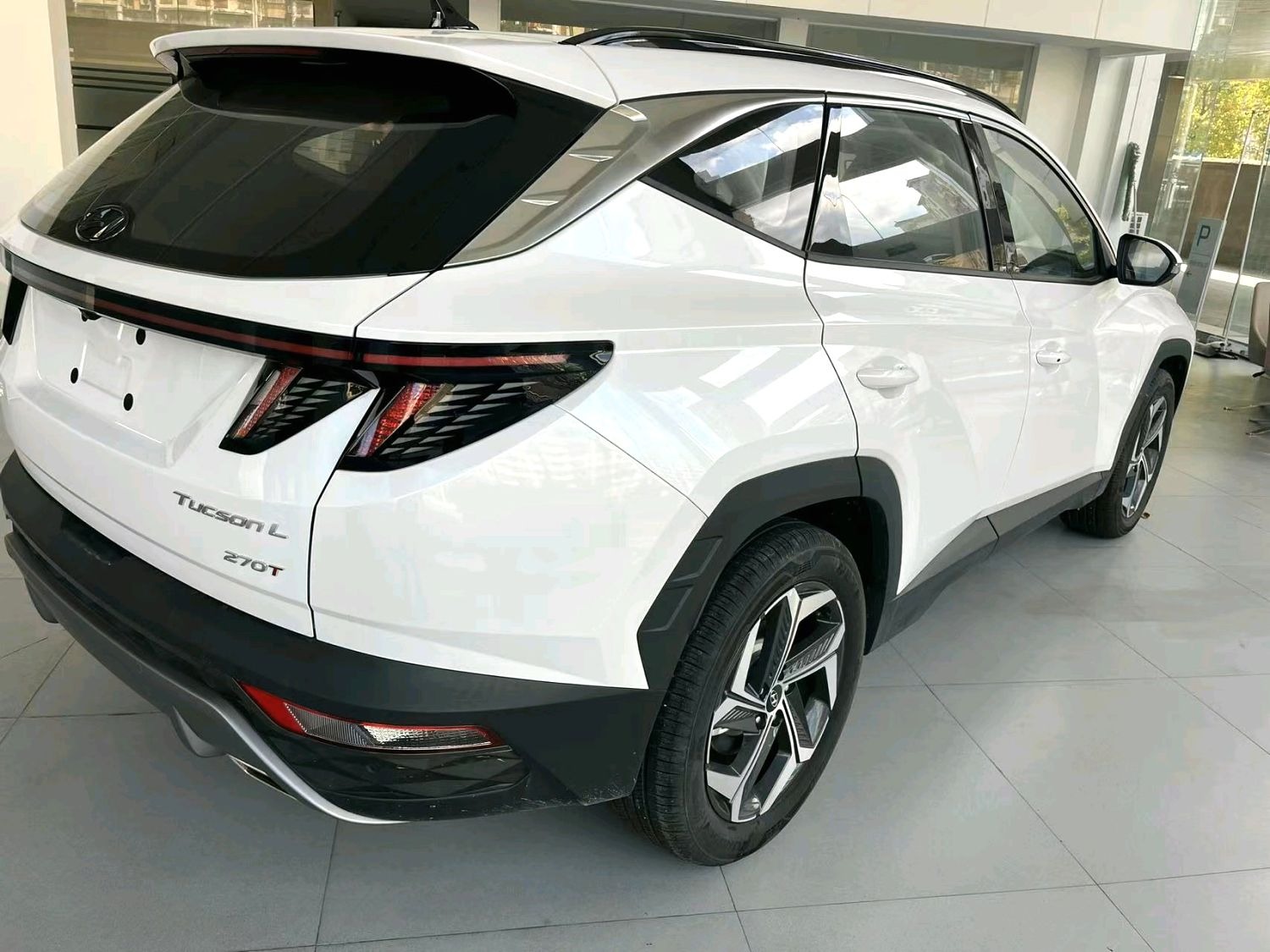 Hyundai 2023 Tucson L 1.5T LUX Premium Automatic Edition 2023 8