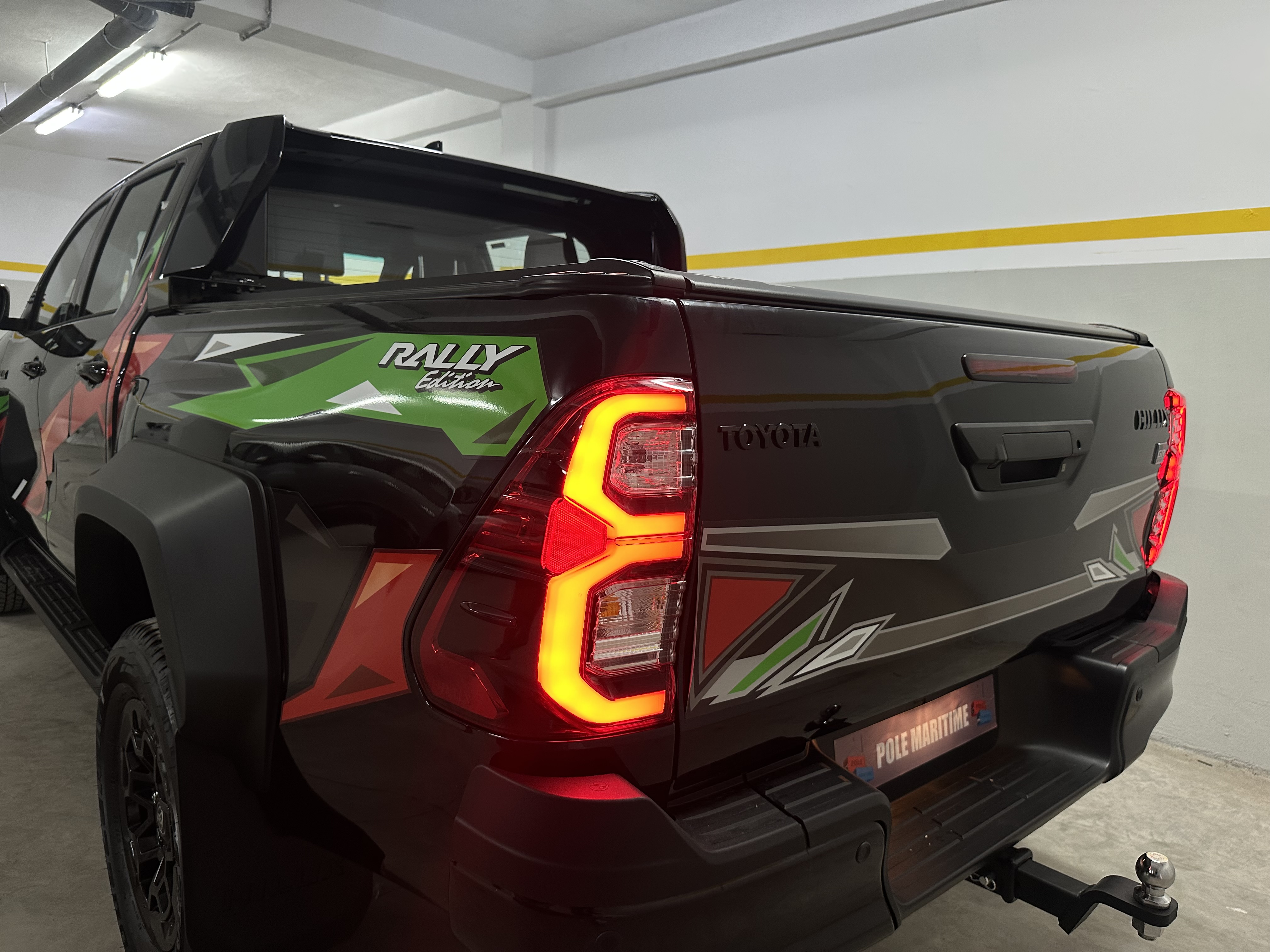 Toyota Hilux GR  2026 13