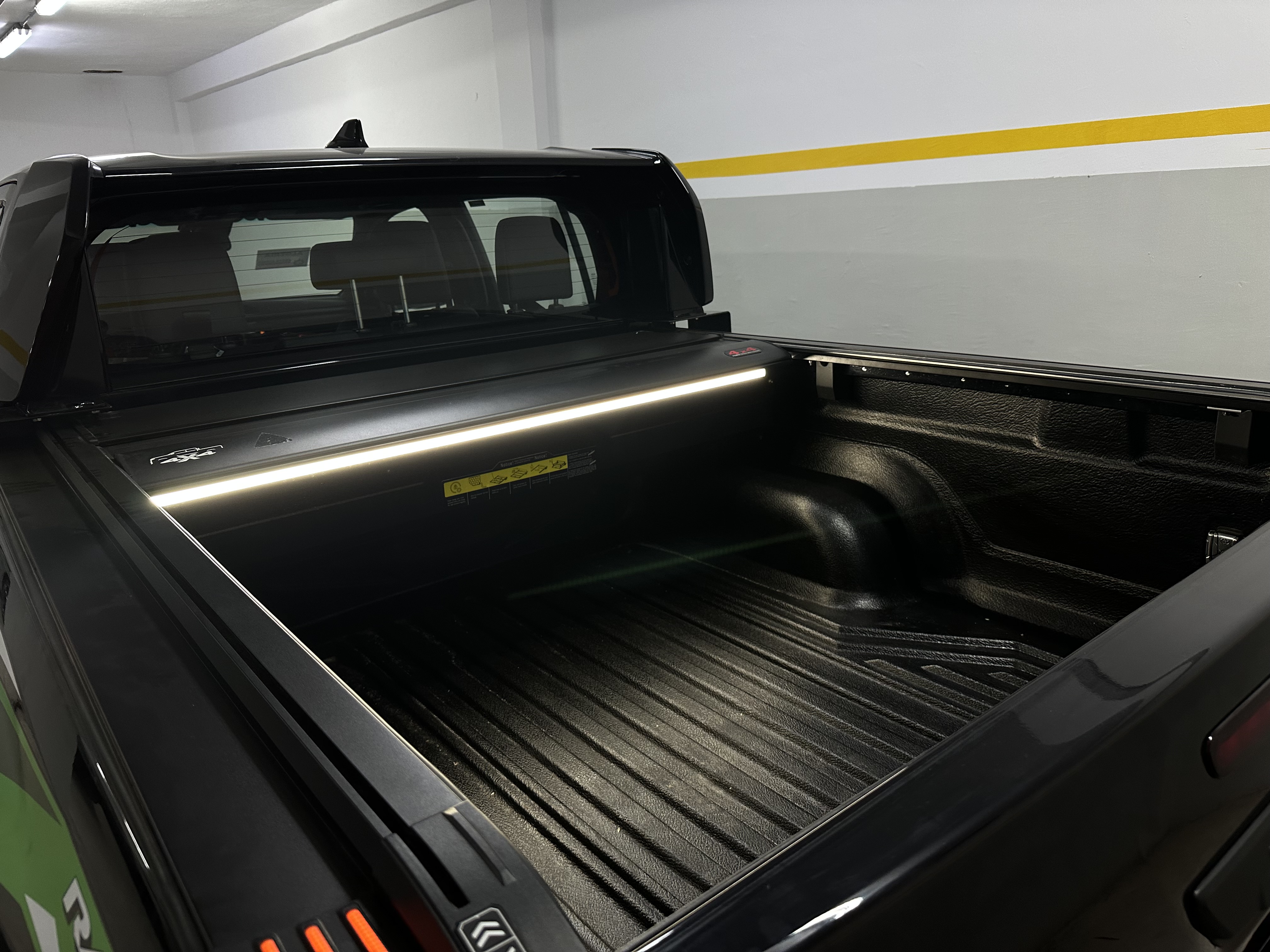 Toyota Hilux GR  2026 17