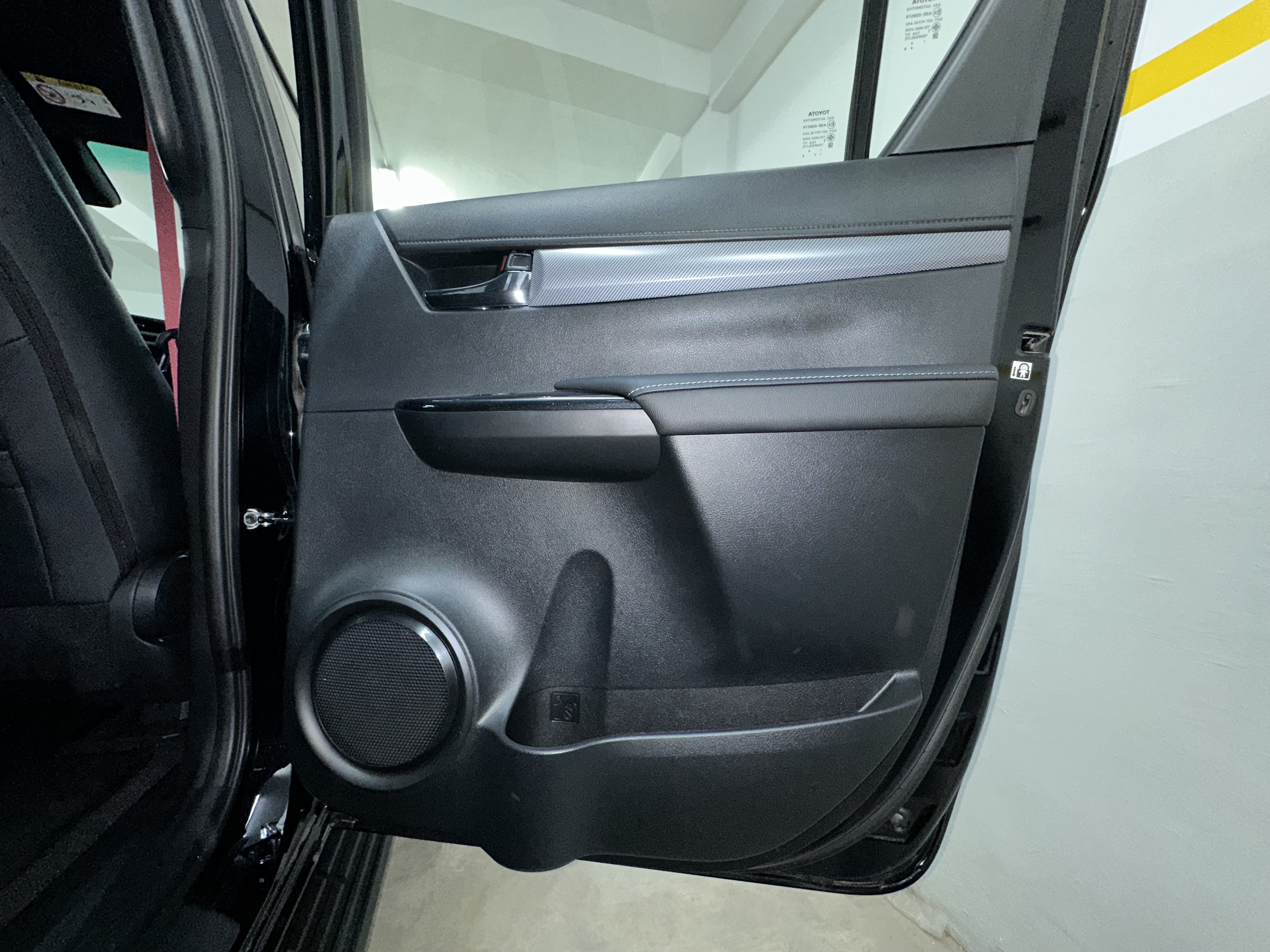 Toyota Hilux GR  2026 23