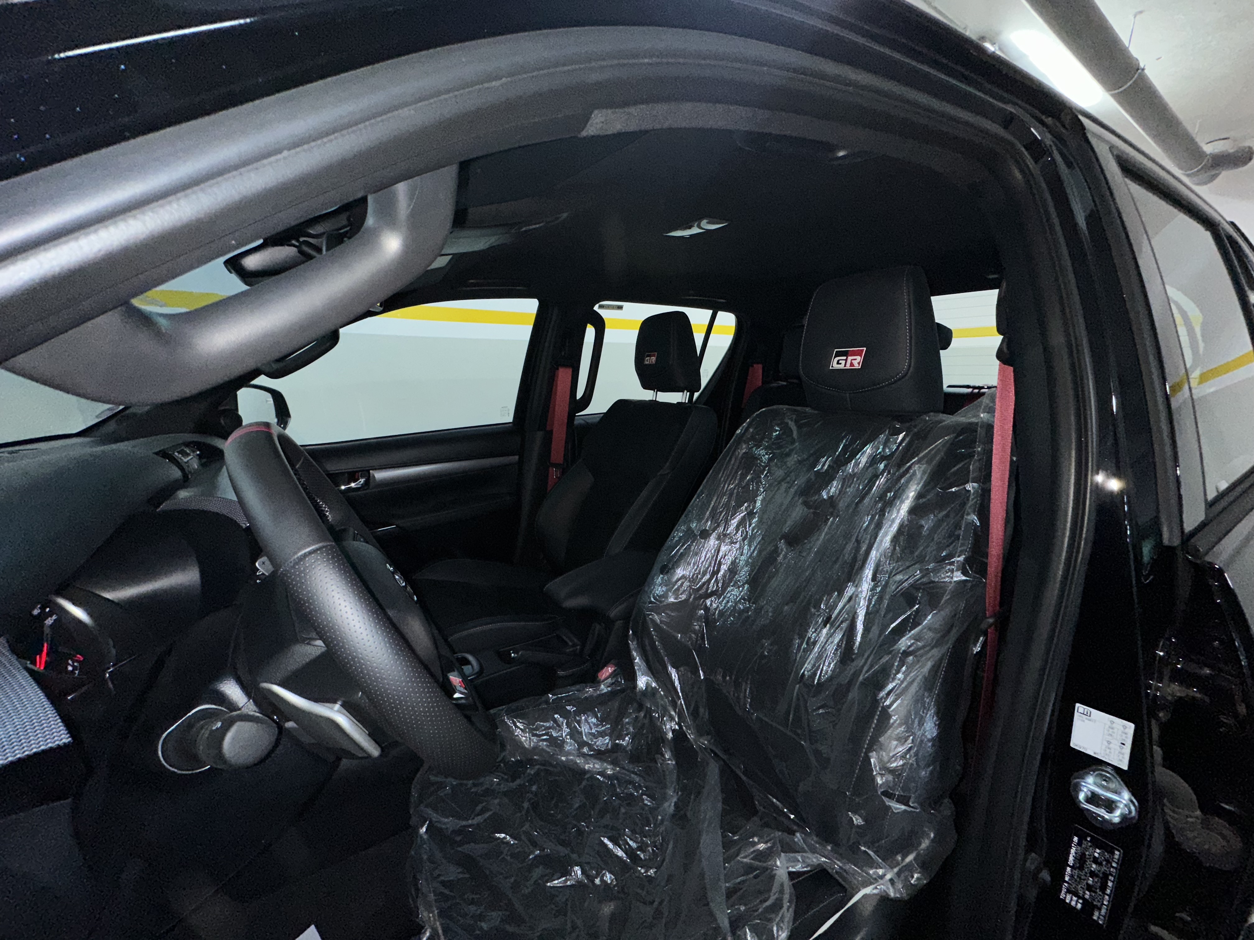 Toyota Hilux GR  2026 34
