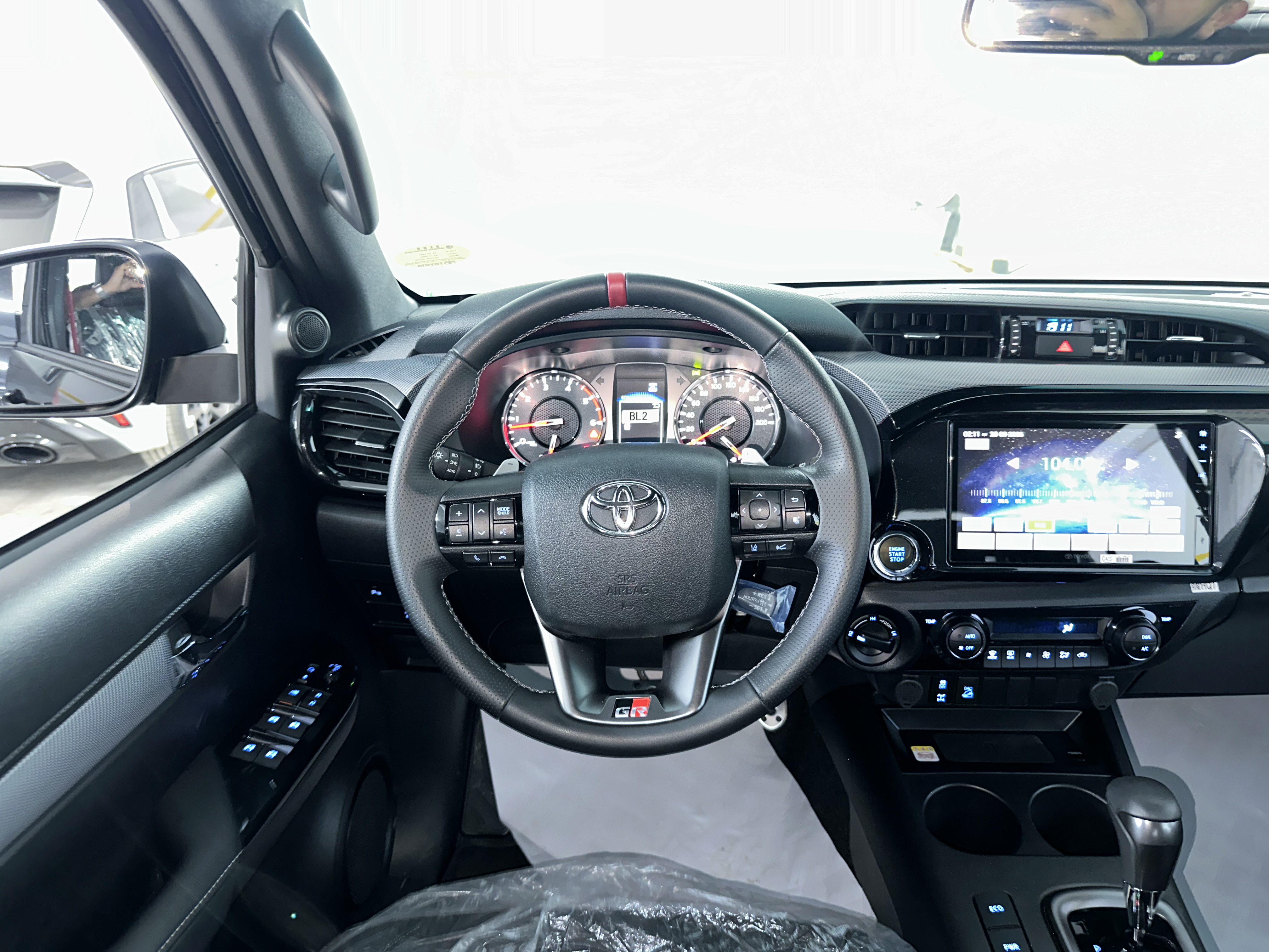 Toyota Hilux GR  2026 41