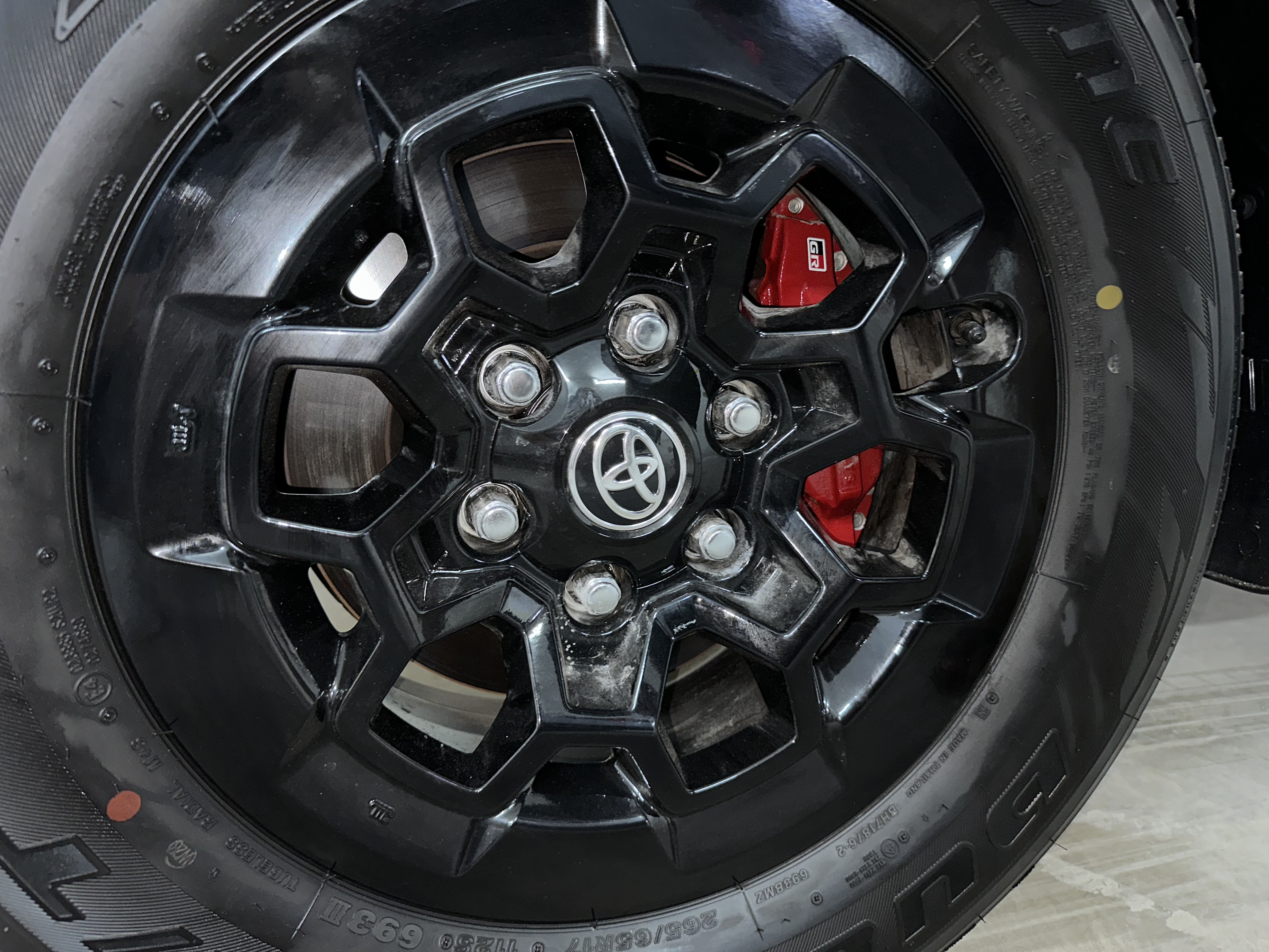 Toyota Hilux GR  2026 51