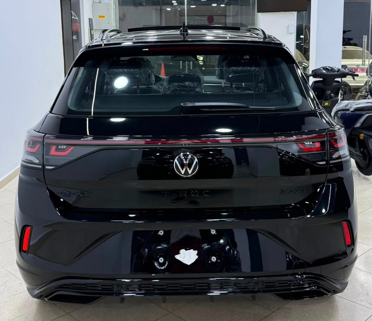 Volkswagen Troc black  magic 2026 5