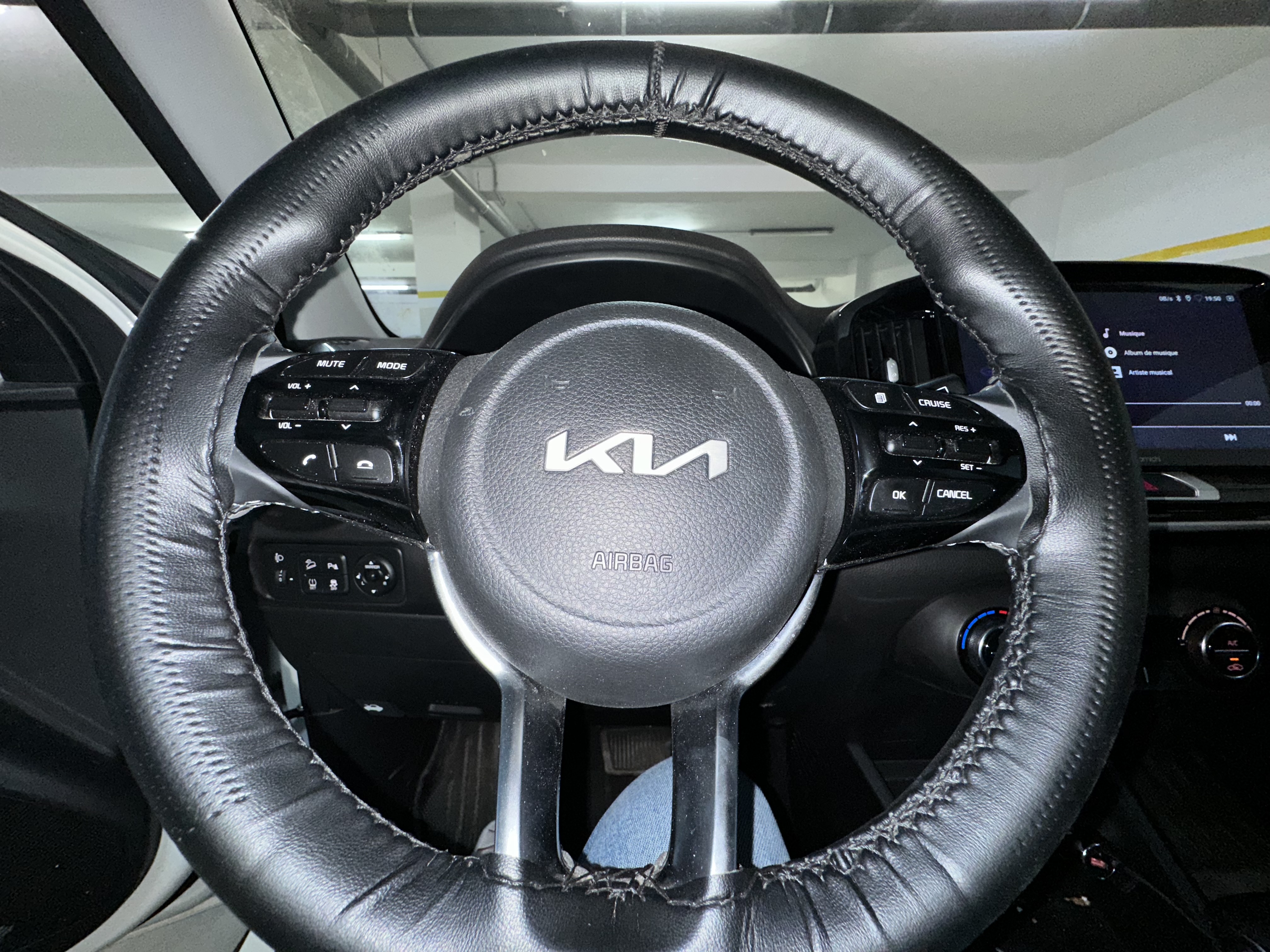 Kia KX1 2026 14