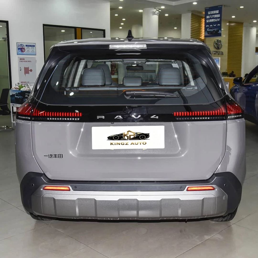 Toyota RAV4  2026 5