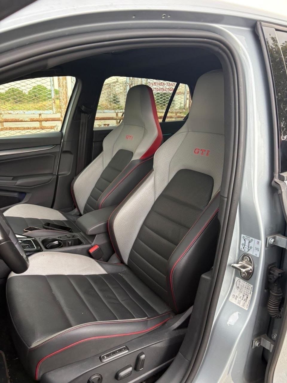 Volkswagen Golf 8.5 GTI 2026 3