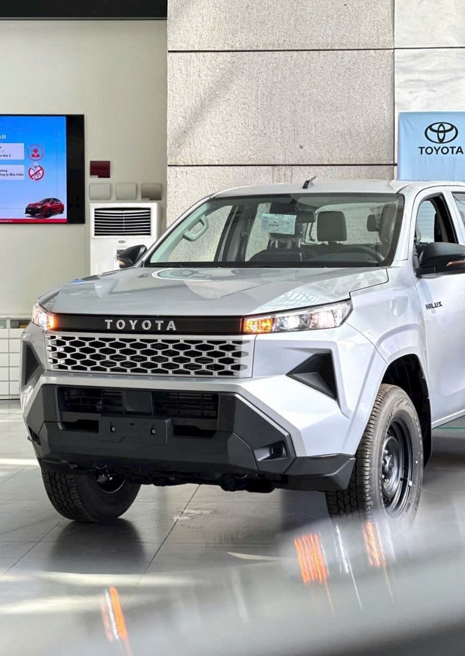 Toyota Hilux travo manual 2026 2