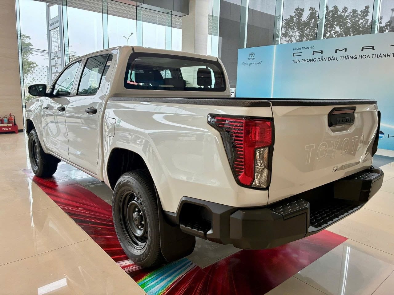 Toyota Hilux travo manual 2026 4