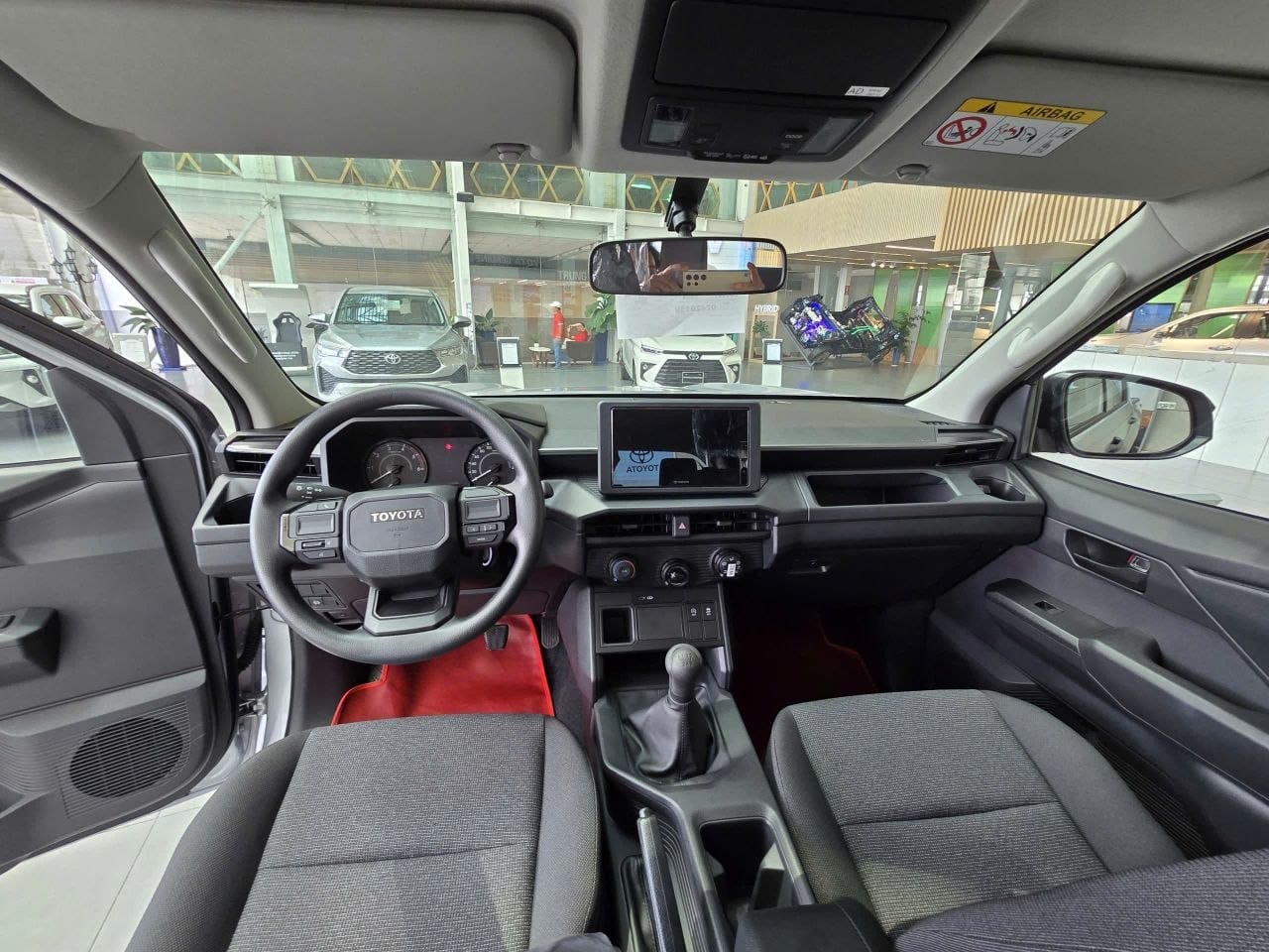 Toyota Hilux travo manual 2026 13