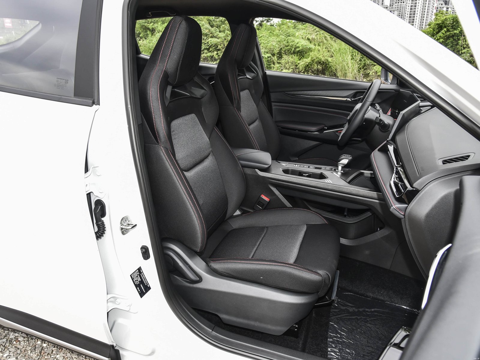 Changan X5 PLUS 2TH 1.5T High Energy PRO 2026 33