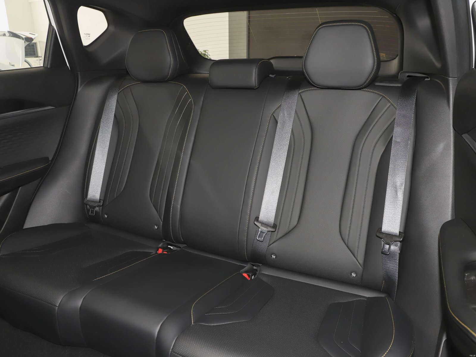 Geely Coolray Full Option 2026 36