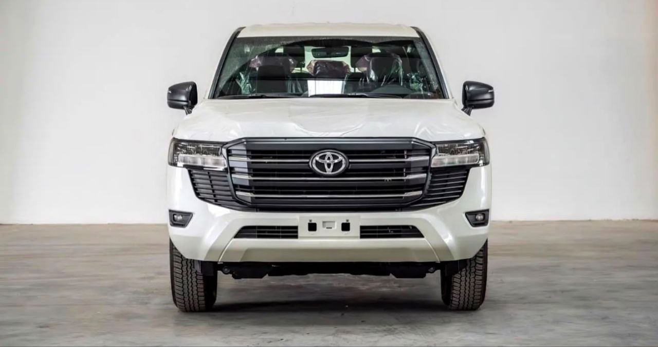 Toyota Land Cruiser 300 GXR 2026 4