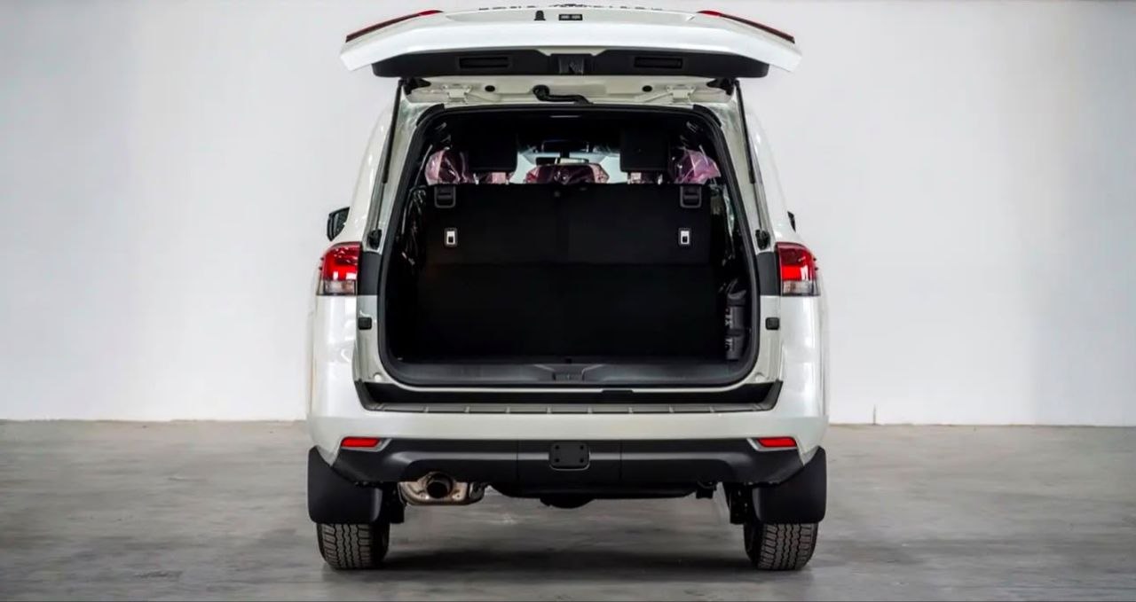 Toyota Land Cruiser 300 GXR 2026 7