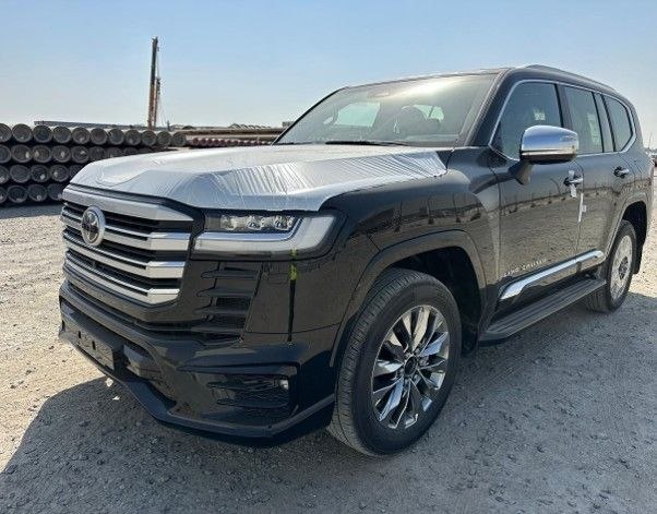 Toyota Land Cruiser 300 VXR 2026 8