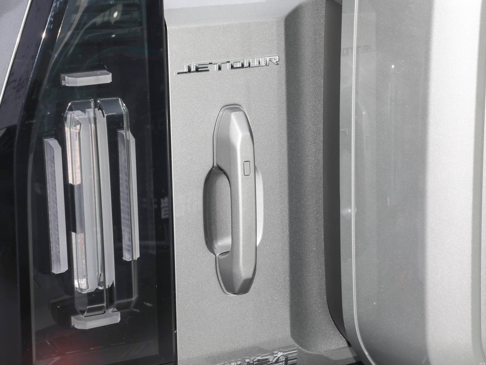 Jetour T2 1.5 TD DCT 2WD EXPLORE 2026 11