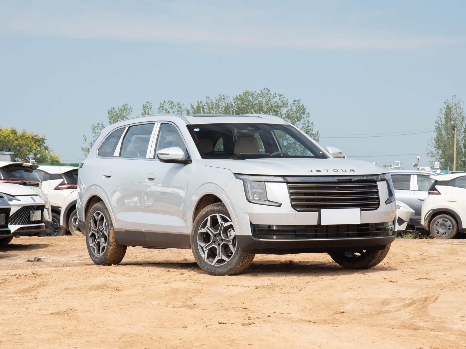 Jetour X70L 1.5TGDI-7DCT Luxury 2026 2