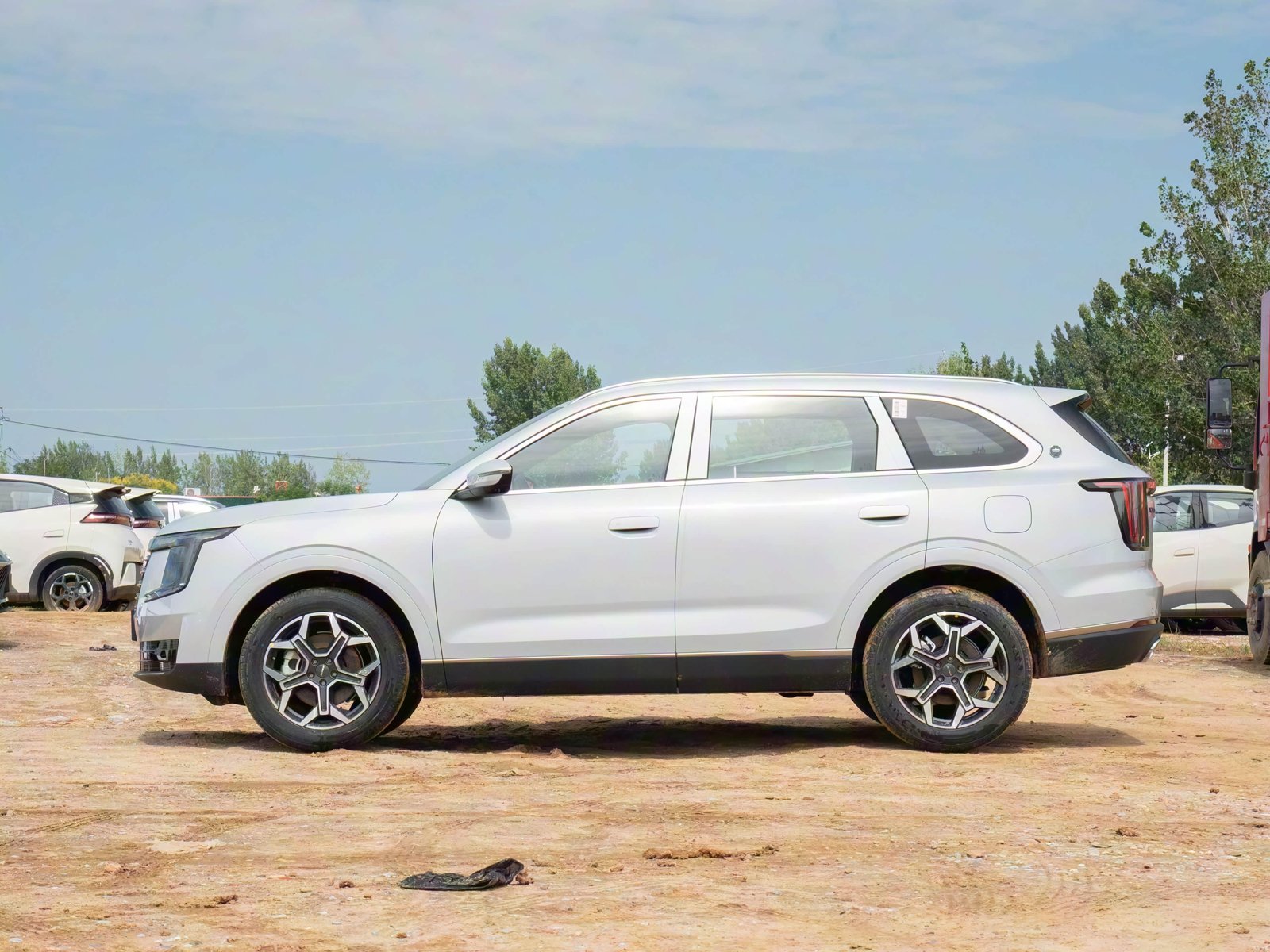 Jetour X70L 1.5TGDI-7DCT Luxury 2026 6