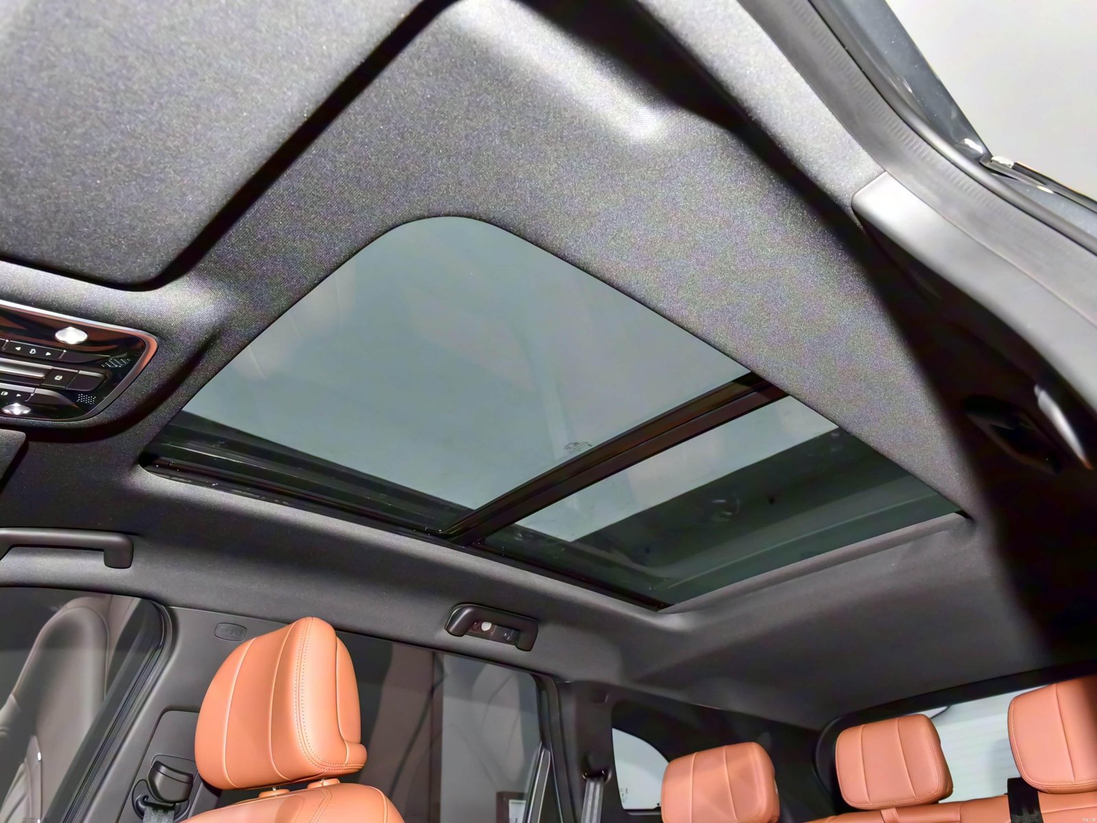 Jetour X70L 1.5TGDI-7DCT Luxury 2026 34