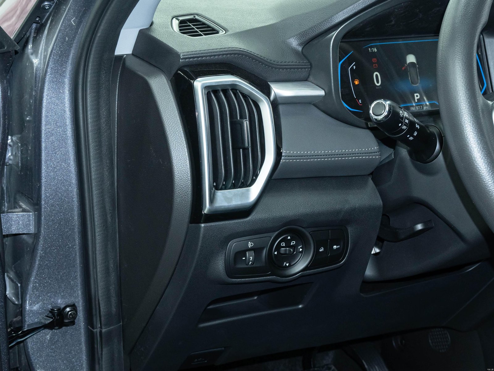 Kaiyi X3 Pro 1.5L CVT Comfort 2026 15