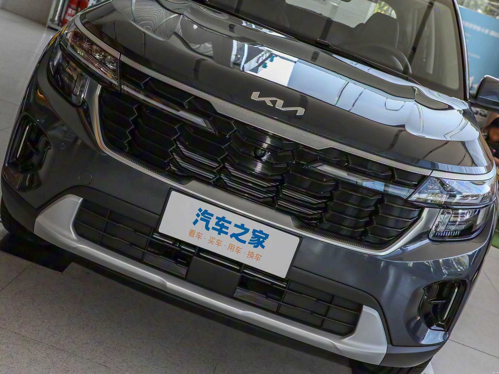 Kia Seltos 1.5L IVT Luxury Comfort 2026 6
