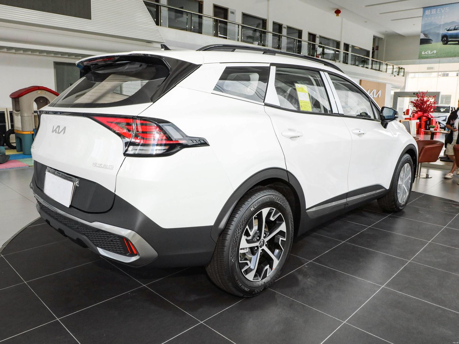 Kia Sportage 1.5T 2WD Premium 2026 7