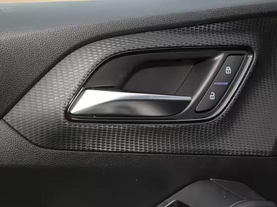 MG MG5 180 DVVT Boîte Manuelle Luxury 2026 24
