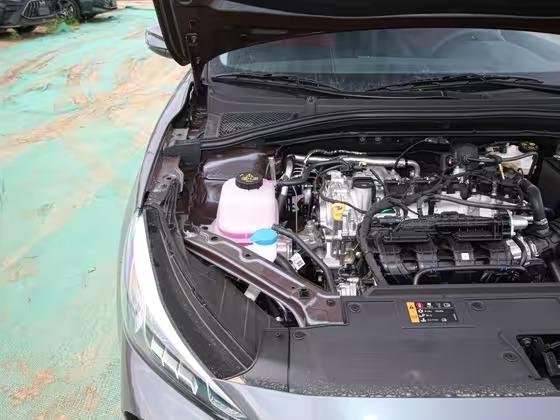 MG MG5 180 DVVT Boîte Manuelle Luxury 2026 12
