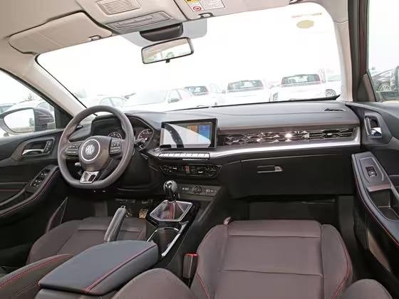 MG MG5 180 DVVT Boîte Manuelle Luxury 2026 23