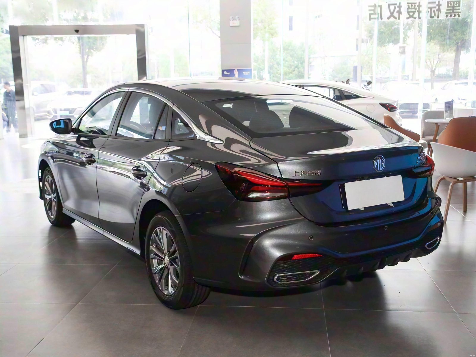 MG MG5 180 DVVT Global Luxury 2026 2