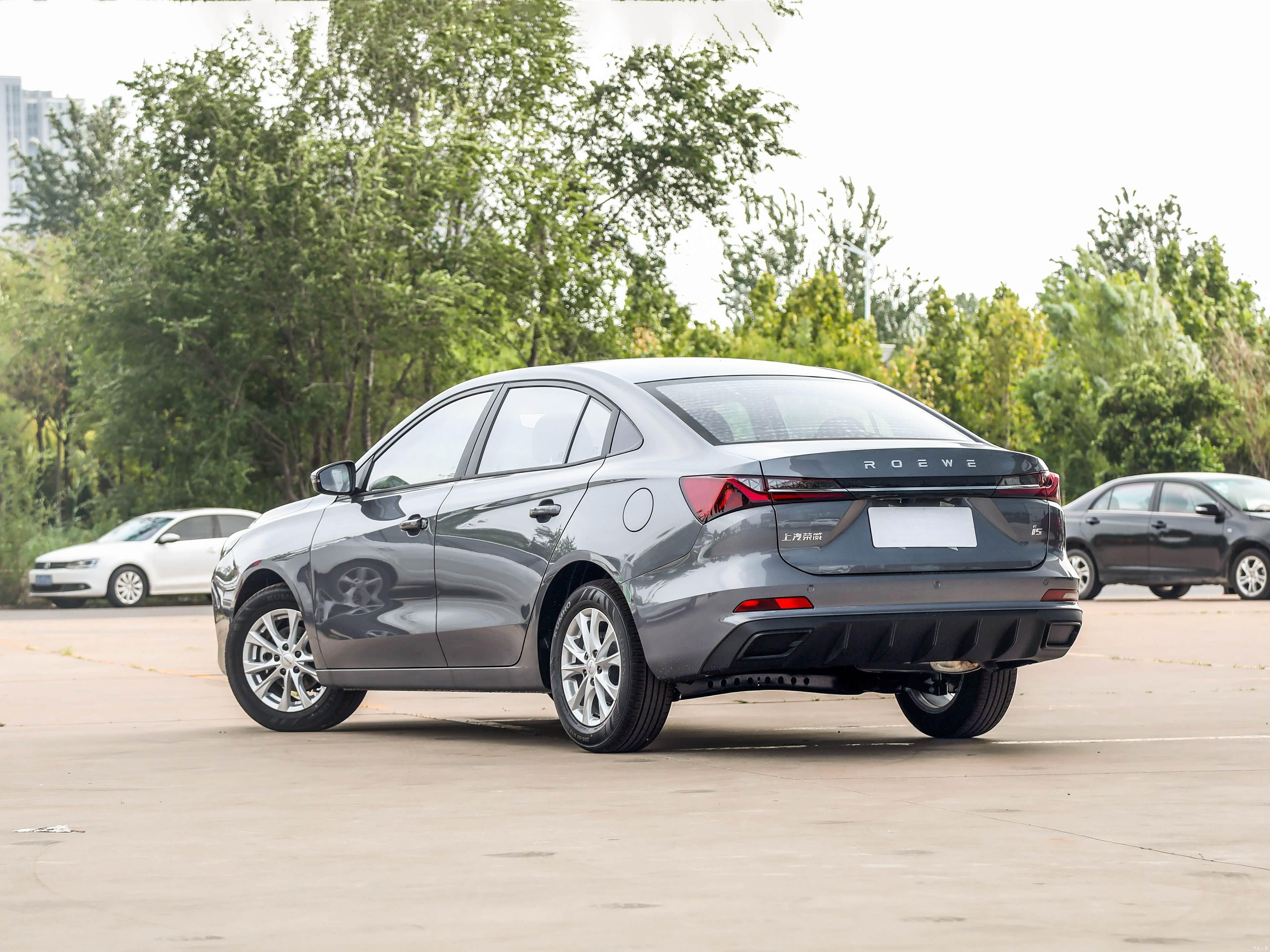 Roewe i5 1.5L Manual Comfort 2026 9
