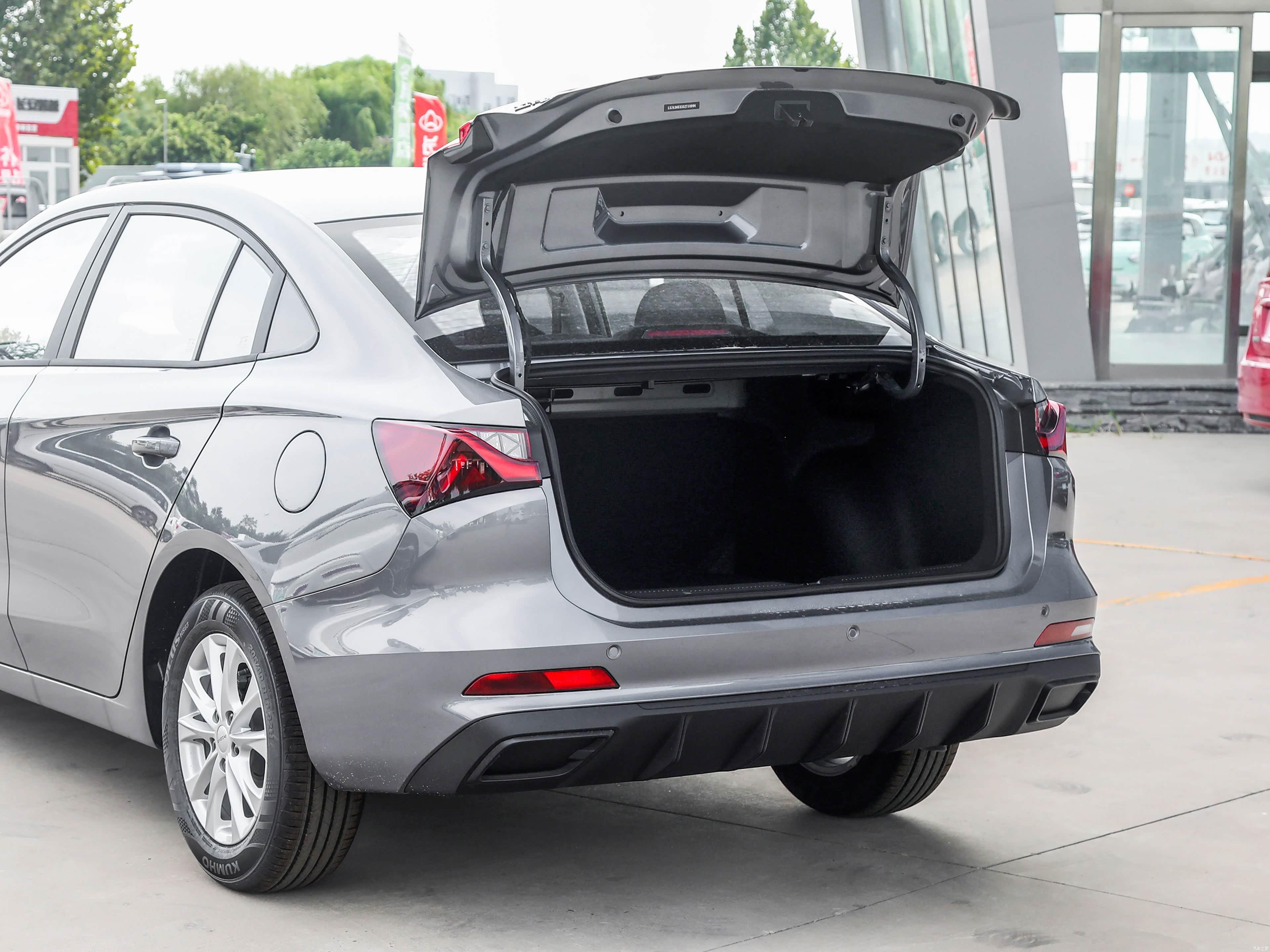 Roewe i5 1.5L Manual Comfort 2026 41