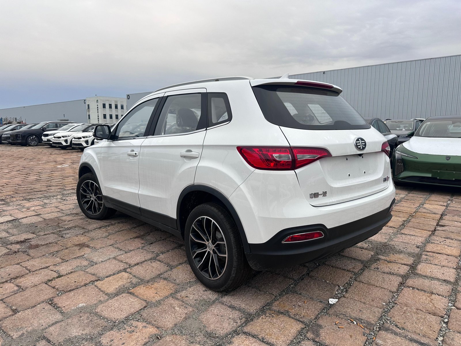 Senia R7 1.5L Automatic Comfort 2026 3