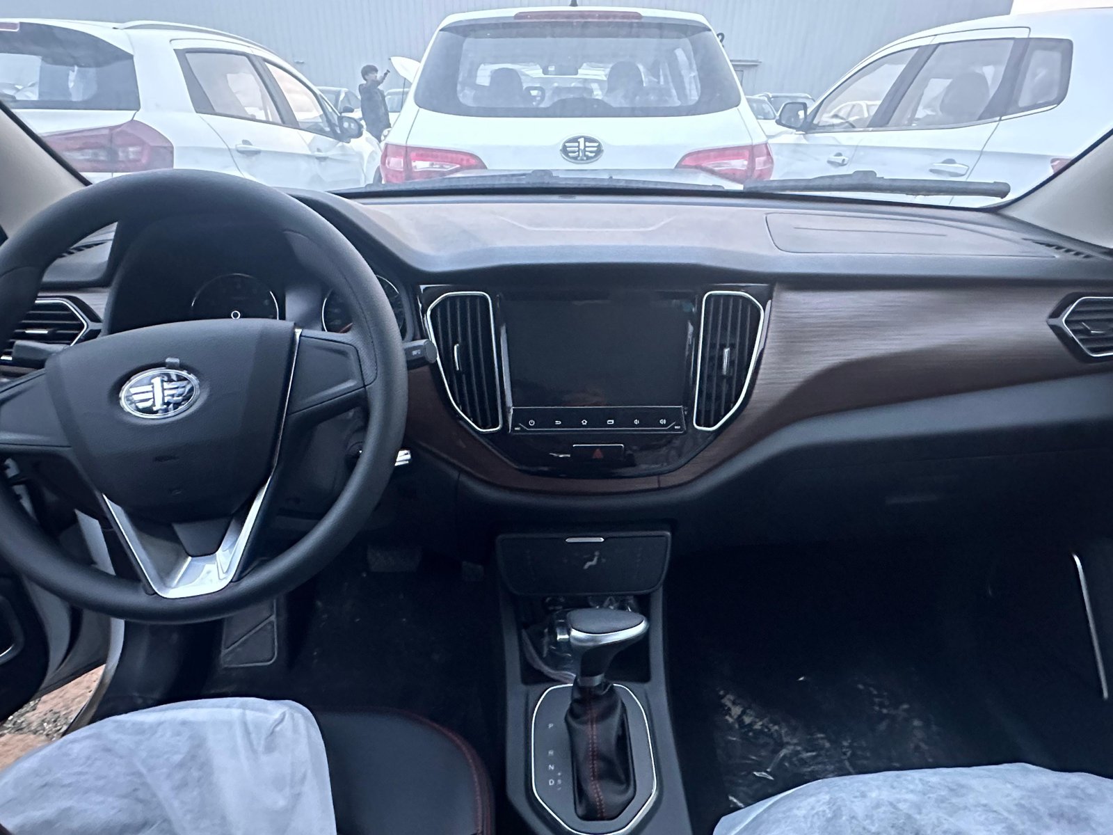 Senia R7 1.5L Automatic Comfort 2026 17