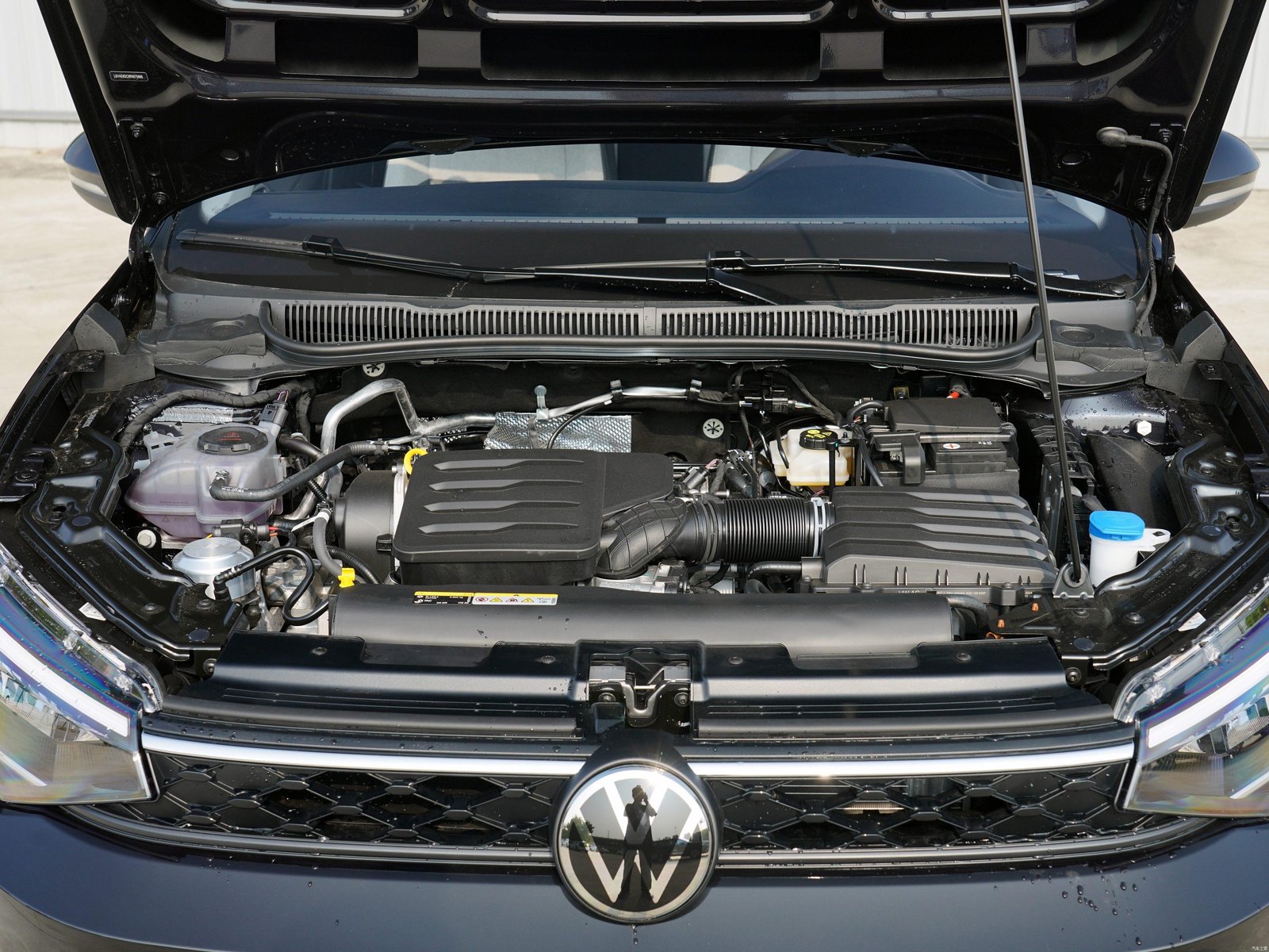 Volkswagen Lavida XR 1.5L Outstanding XinYi 2026 10
