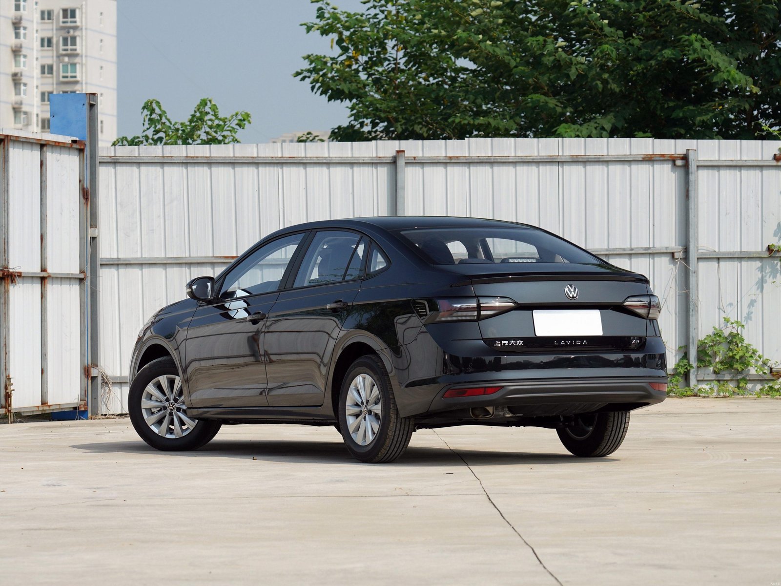 Volkswagen Lavida XR 1.5L Outstanding XinYi 2026 5