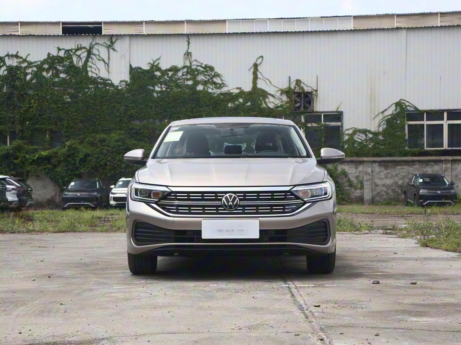Volkswagen Sagitar 300TSI DSG Surpasses 2026 2