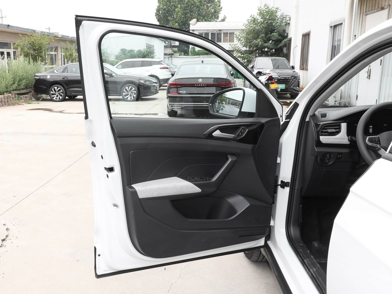 Volkswagen Tharu XR RUIJIN 2026 6