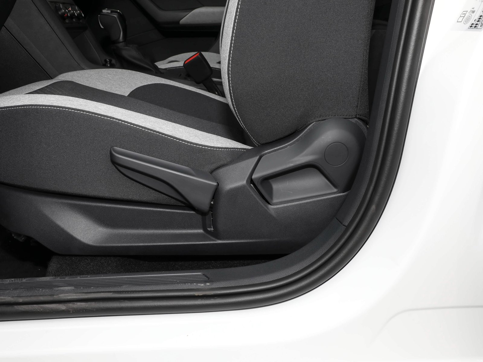 Volkswagen Tharu XR RUIJIN 2026 13