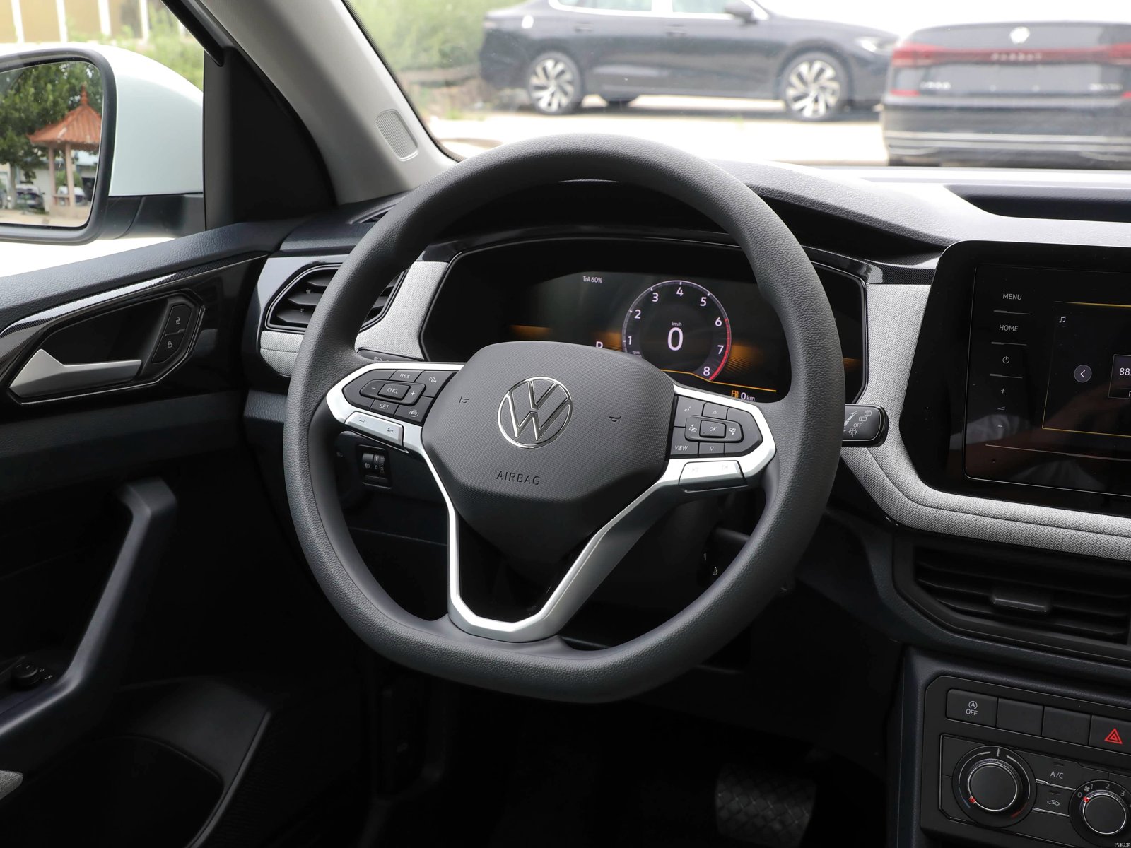 Volkswagen Tharu XR RUIJIN 2026 18